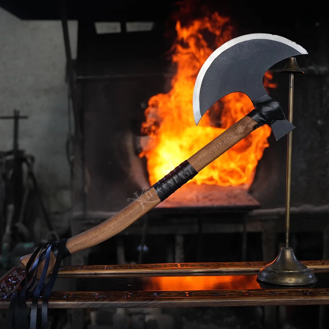 Turgut Alp Axe